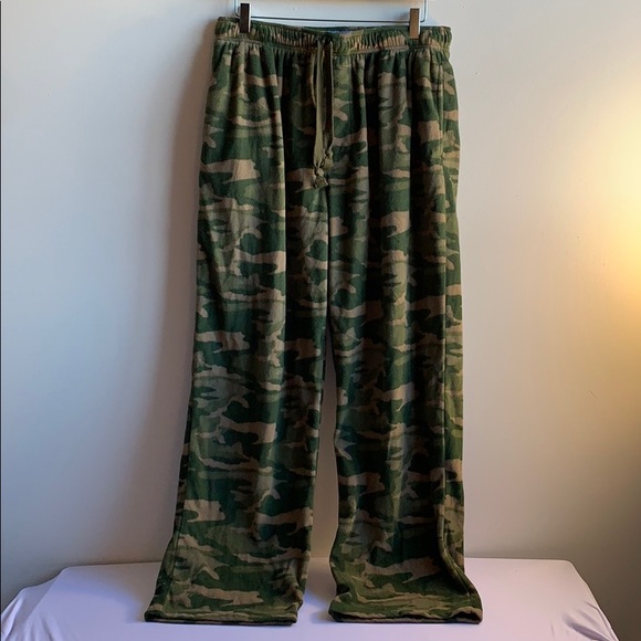 Super Soft Camo Pajama Pants L - Picture 2 of 6